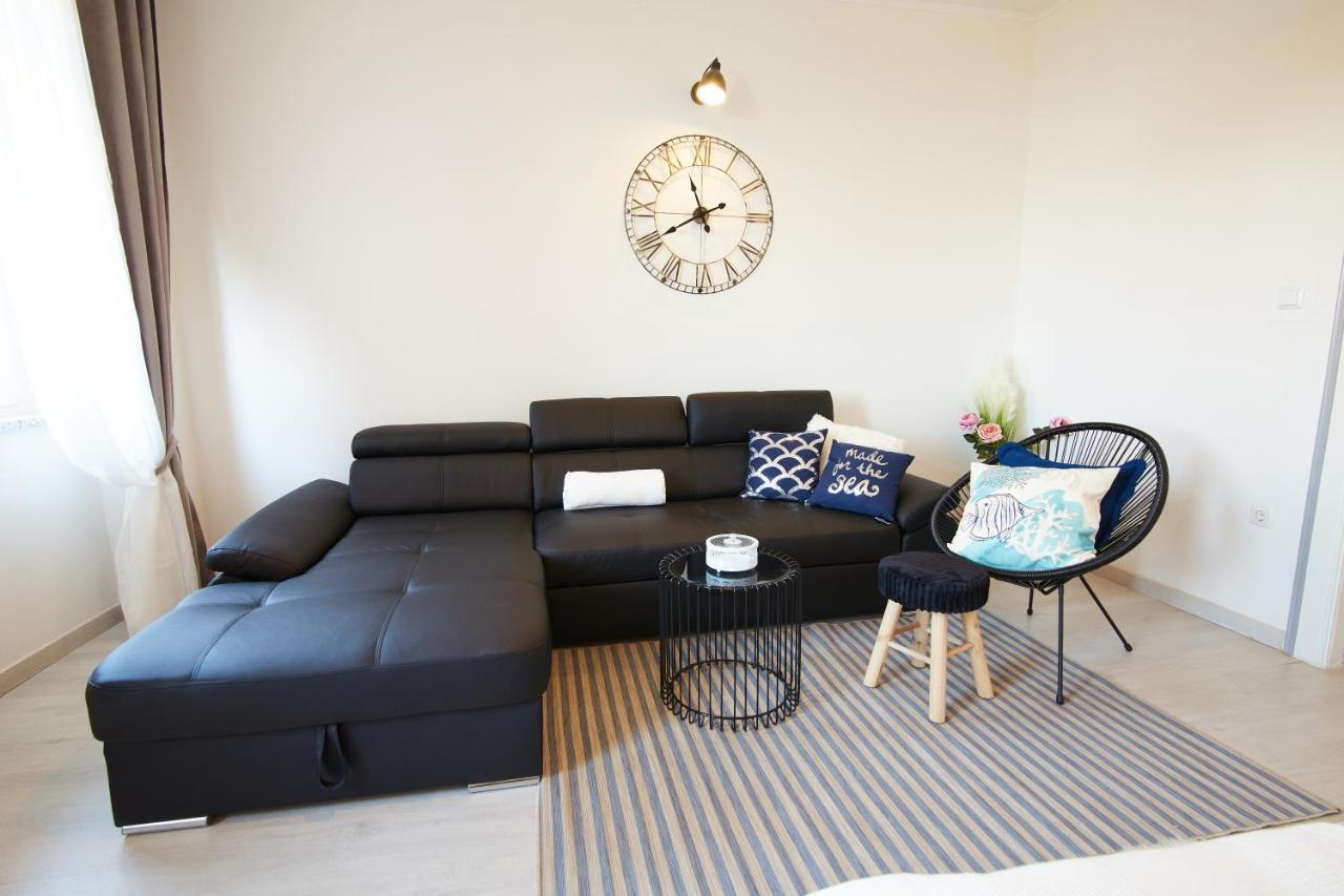 Studio Apartman Manuela Rijeka Bagian luar foto