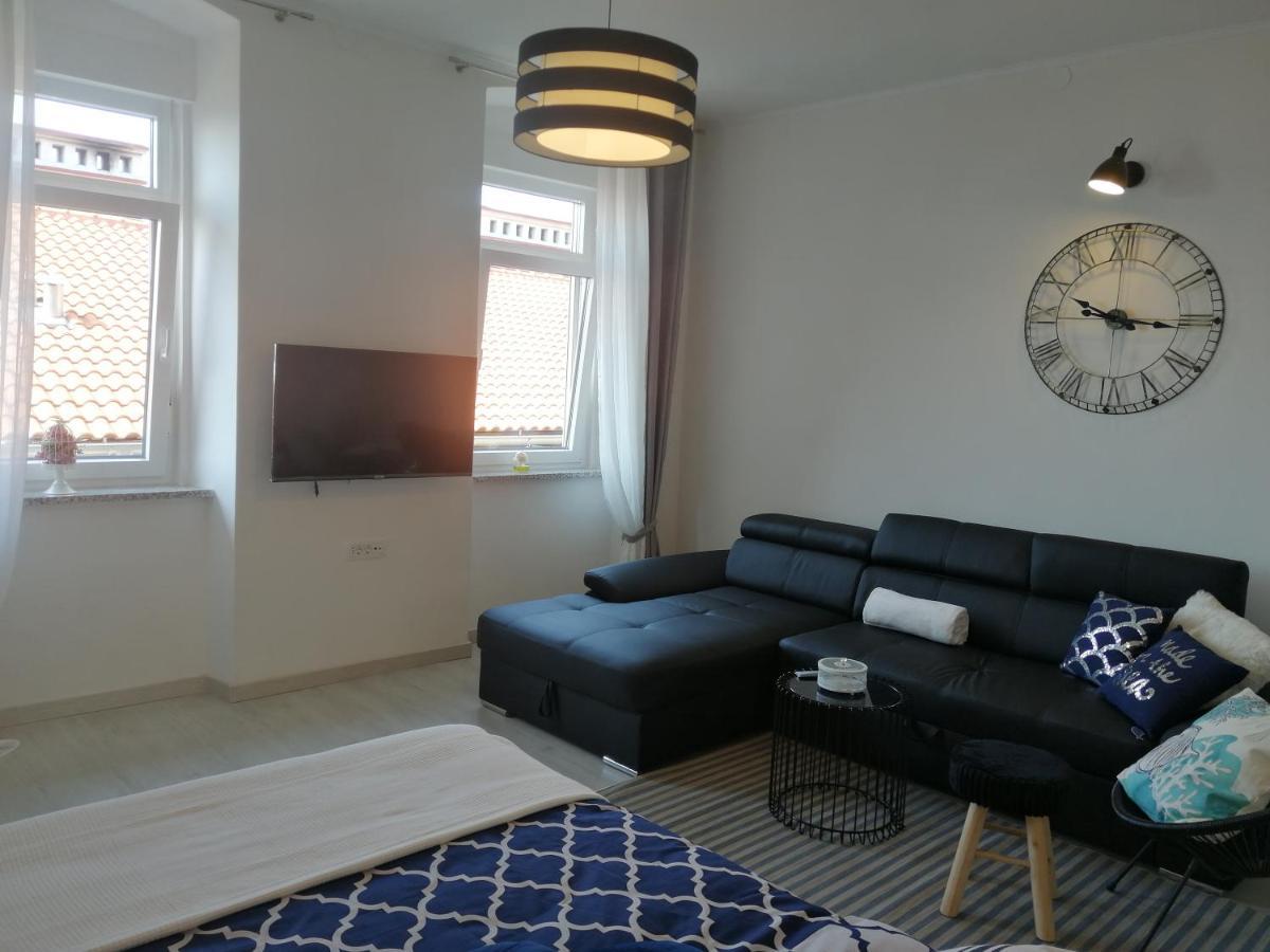 Studio Apartman Manuela Rijeka Bagian luar foto