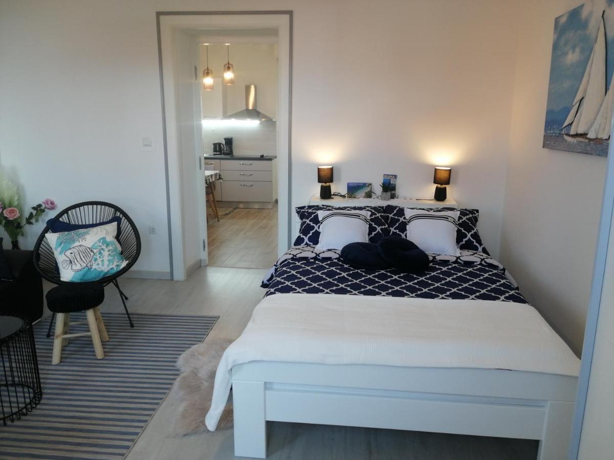 Studio Apartman Manuela Rijeka Bagian luar foto