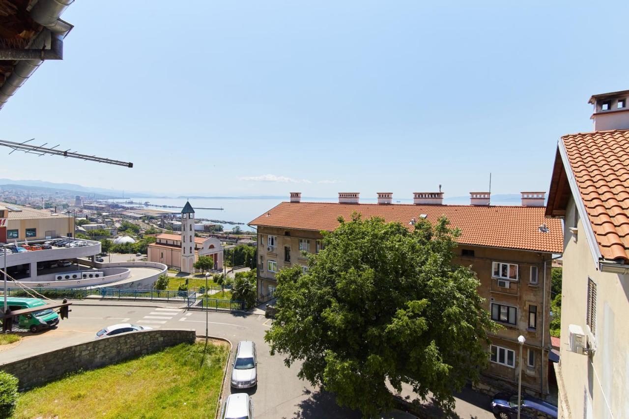 Studio Apartman Manuela Rijeka Bagian luar foto